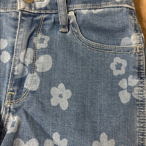 Hollister Blue Floral Jean Shorts - Picture 3 of 4